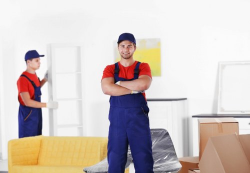 Office relocation planning for businesses in Lee